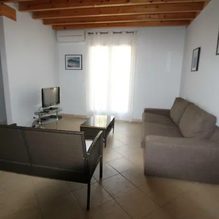 Villas Lidia *